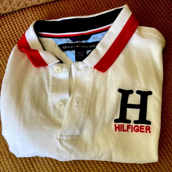 Boys Tommy Hilfiger polo size large(16/18) - Picture 1 of 5